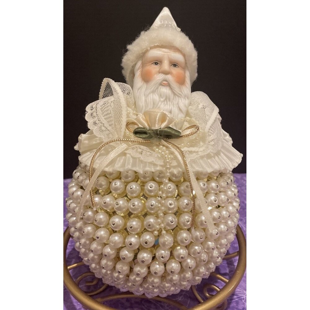 Vintage Handcrafted White Beaded Sequins Push Pin Christmas Round‎ Large Santa